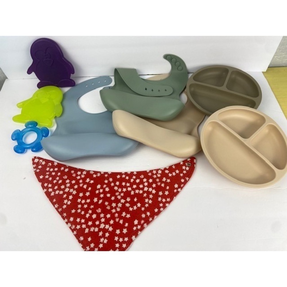 Baby Silicone Feeding Set Bibs Suction Divided Plates Teether Ice Packs Bundle